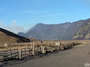 Wajah Bromo Terkini, Warga Tengger: Bukan Cuma karena Flare Prewedding