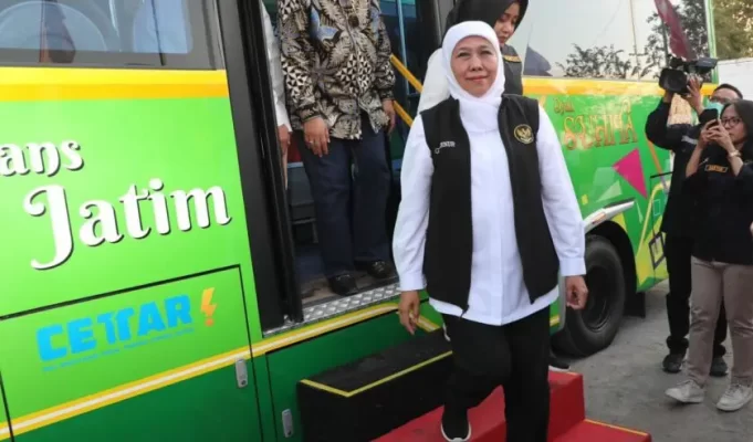 Khofifah-4-840x493.jpeg