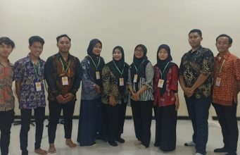 Geliat Karang Taruna RW 01 Bulak Rukem Timur menjadi relawan Majelis Sema’an AL-Qur’an & Dzikro “Nur Iman”