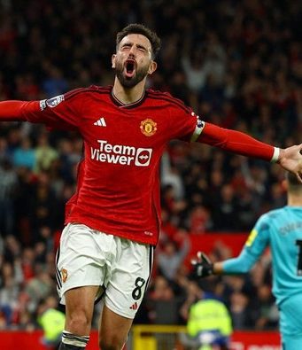 Gilaa !!! MU Harus Jual Semua Pemain, Pertahankan Fernandes