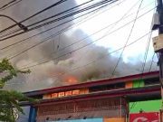 Kebakaran Pasar Krian, Surabaya Kirim Lima Unit PMK untuk Bantu Pemadaman