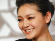 Terinfeksi Influenza Berujung Pneumonia,Barbie Hsu ‘Meteor Garden’ Meninggal Dunia