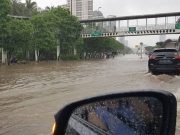 Banjir di Jakarta, Sejumlah Ruas Jalan Tak Bisa Dilalui