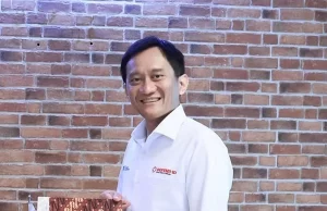 Bobby Rasyidin Resmi Pimpin PT KAI: Dari Teknologi Pertahanan ke Rel Perubahan