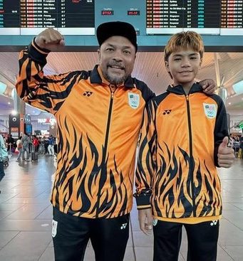 Semangat Fair Play Jawab Ketegangan: Pelukan Tulus Basral dan ‘Pakcik’ Malaysia Dinginkan Suasana di Media Sosial