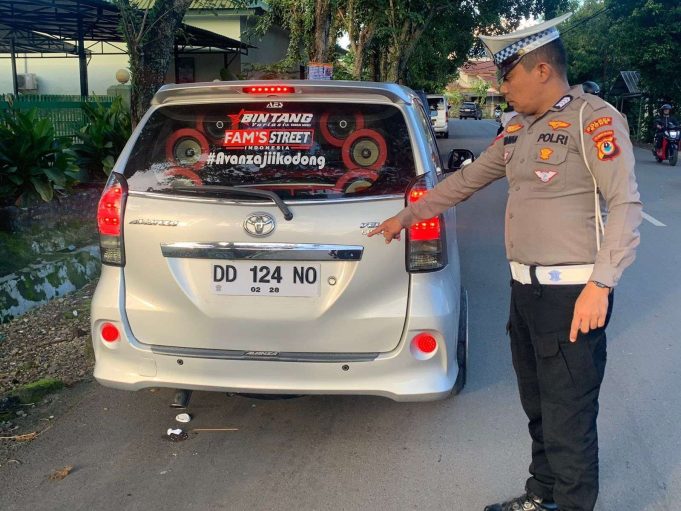 warta21_plat nomer